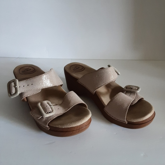 Dansko shimmer metallic sandals size 38 - Picture 2 of 8